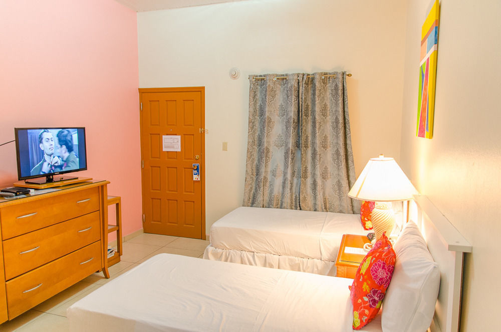 פיליפסבורג Alicia'S Inn מראה חיצוני תמונה