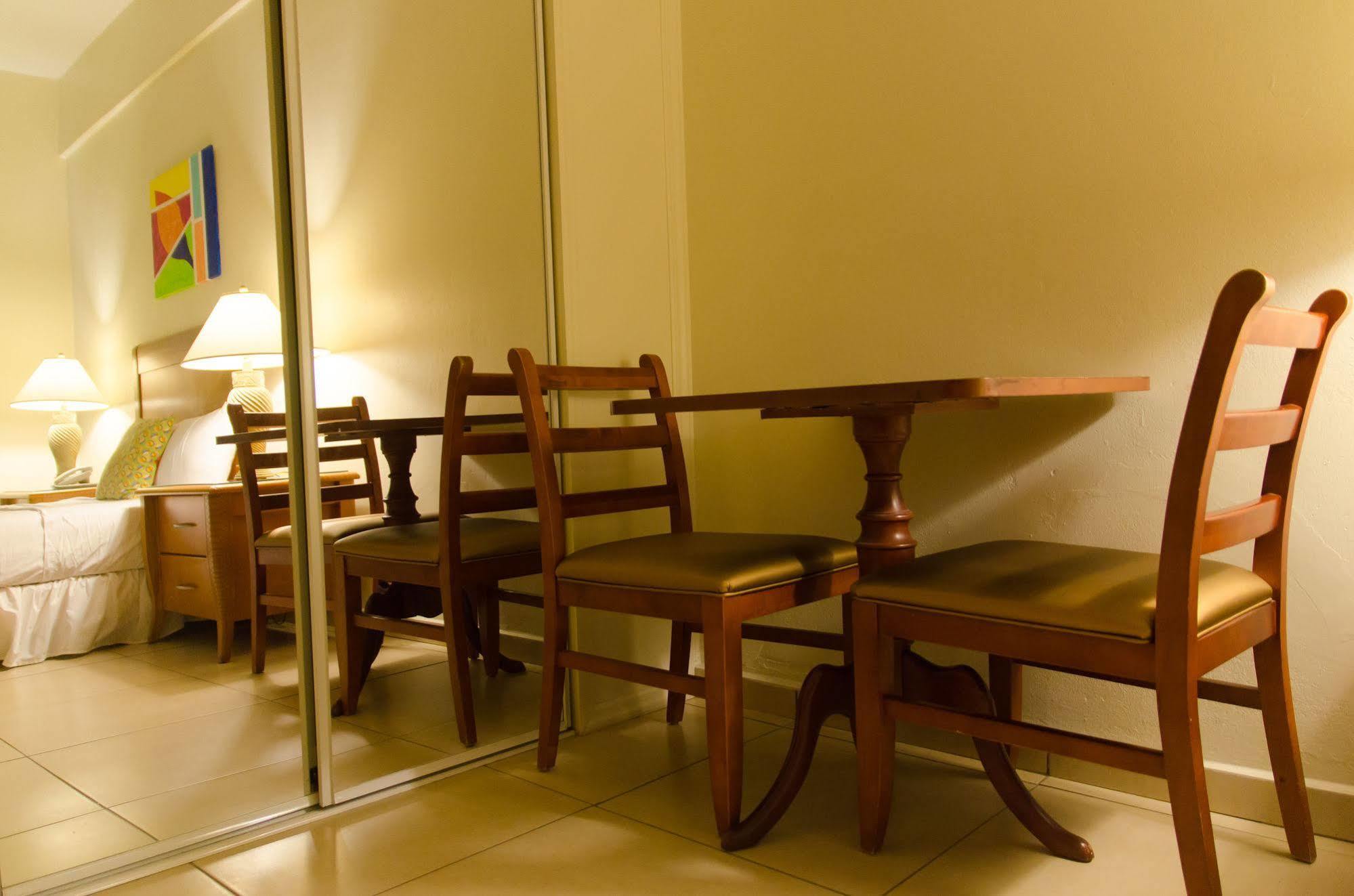 פיליפסבורג Alicia'S Inn מראה חיצוני תמונה